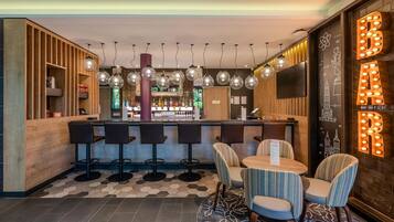 Bar (in der Unterkunft)