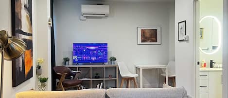 Televisión y oficina