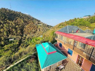 Sharma Homestay cute Mountain