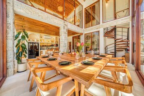 Dining - Villa Nord, New 7 Bdr, Jacuzzi, Sauna, Ice bath (Kabupaten Badung)