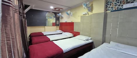 Standard Shared Dormitory, Non Smoking, Pets Not Allowed | Laptop workspace, free WiFi