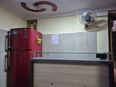 Lobby. Swami Single Bed Dormstay