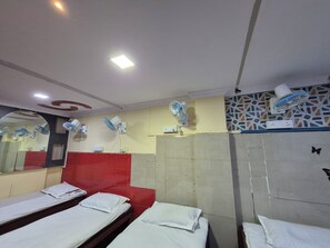 Standard Shared Dormitory, Non Smoking, Pets not allowed | Bathroom | Shower, soap, toilet paper - Swami Single Bed Dormstay (Ratnagiri)