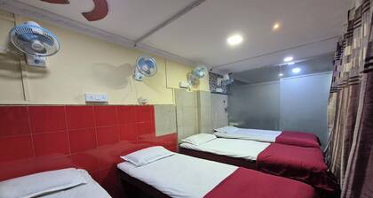 Swami Single Bed Dormstay