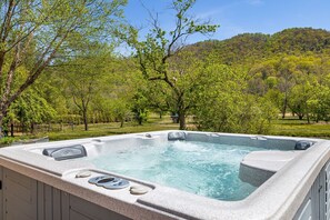 Bain à remous extérieur