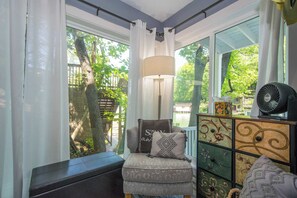 TV - Lake Lure Retreat w/ Free Tix | Dock + 2 Decks (Lake Lure)