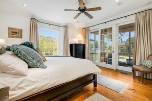 Desk, iron/ironing board, WiFi, bed sheets - Luxury Estate w/ Pool, Hot Tub  Free Tix Sleeps 12 (Fletcher)