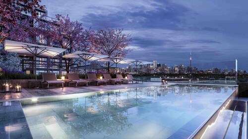 Luxury Executive 1+Den | Office | Pool, Gym, Sauna | Free Parking