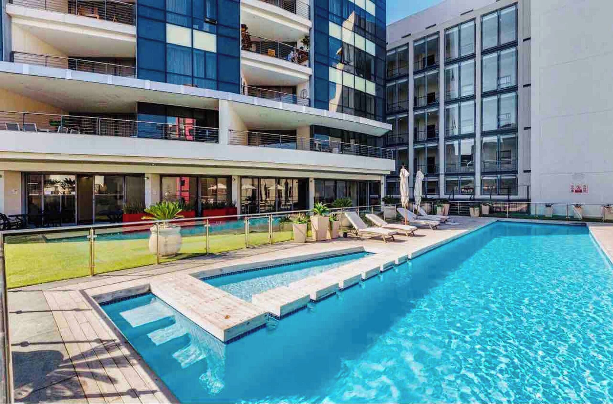 Apartment, 2 Bedrooms, Accessible | Pool | Outdoor pool