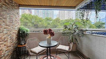 Apartemen | Tempat makan outdoor
