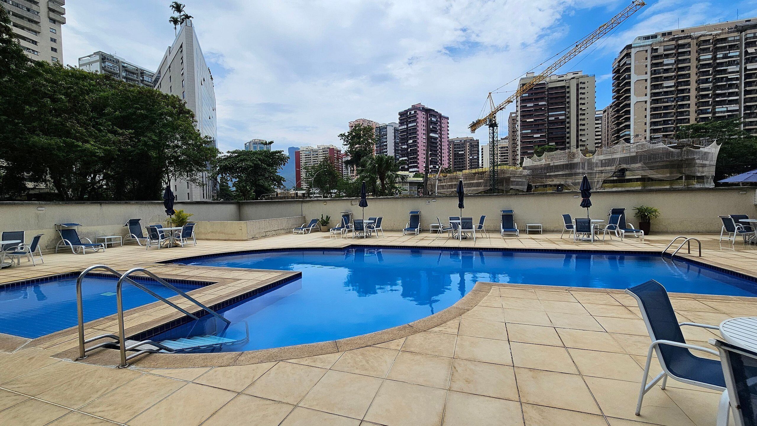 Apartment | Pool | Outdoor pool