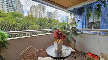 Apartemen | Tempat makan outdoor