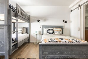 2 habitaciones, tabla de planchar con plancha y wifi 