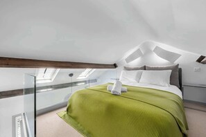 2 dormitorios, tabla de planchar con plancha, wifi y ropa de cama