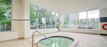 Square One Luxury Condo Pool Hot Tub Skyline Views