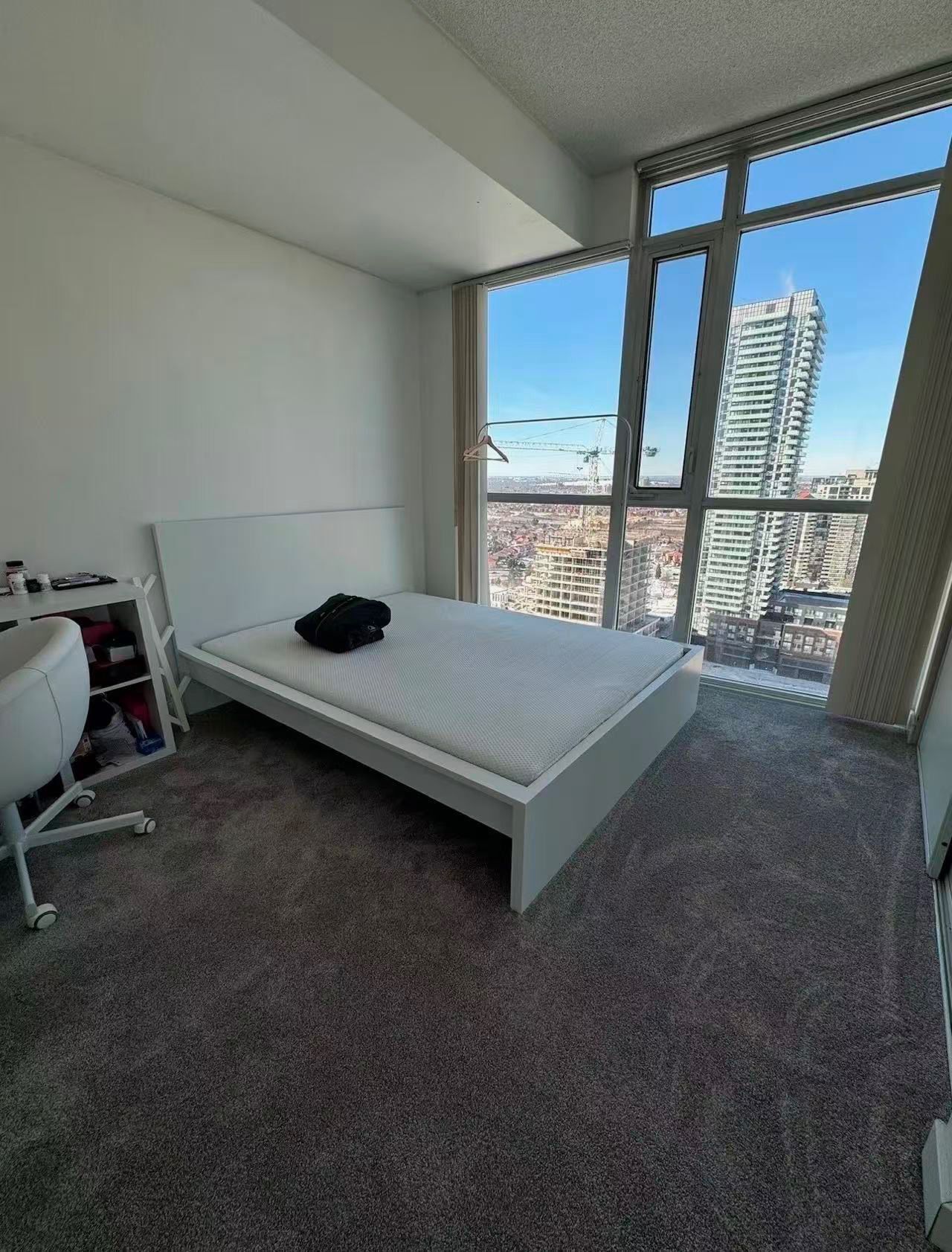 Square One Luxury Condo Pool Hot Tub Skyline Views - Mississauga