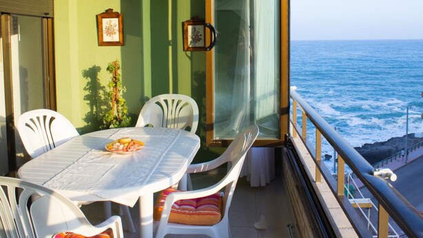 Apartment, 2 Bedrooms, Terrace, Ocean View | Balkoni