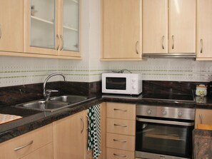 Appartamento, 2 camere da letto, terrazzo, vista oceano | Interni