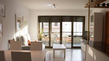Apartment, 2 Bedrooms, Terrace, Ocean View | Living room