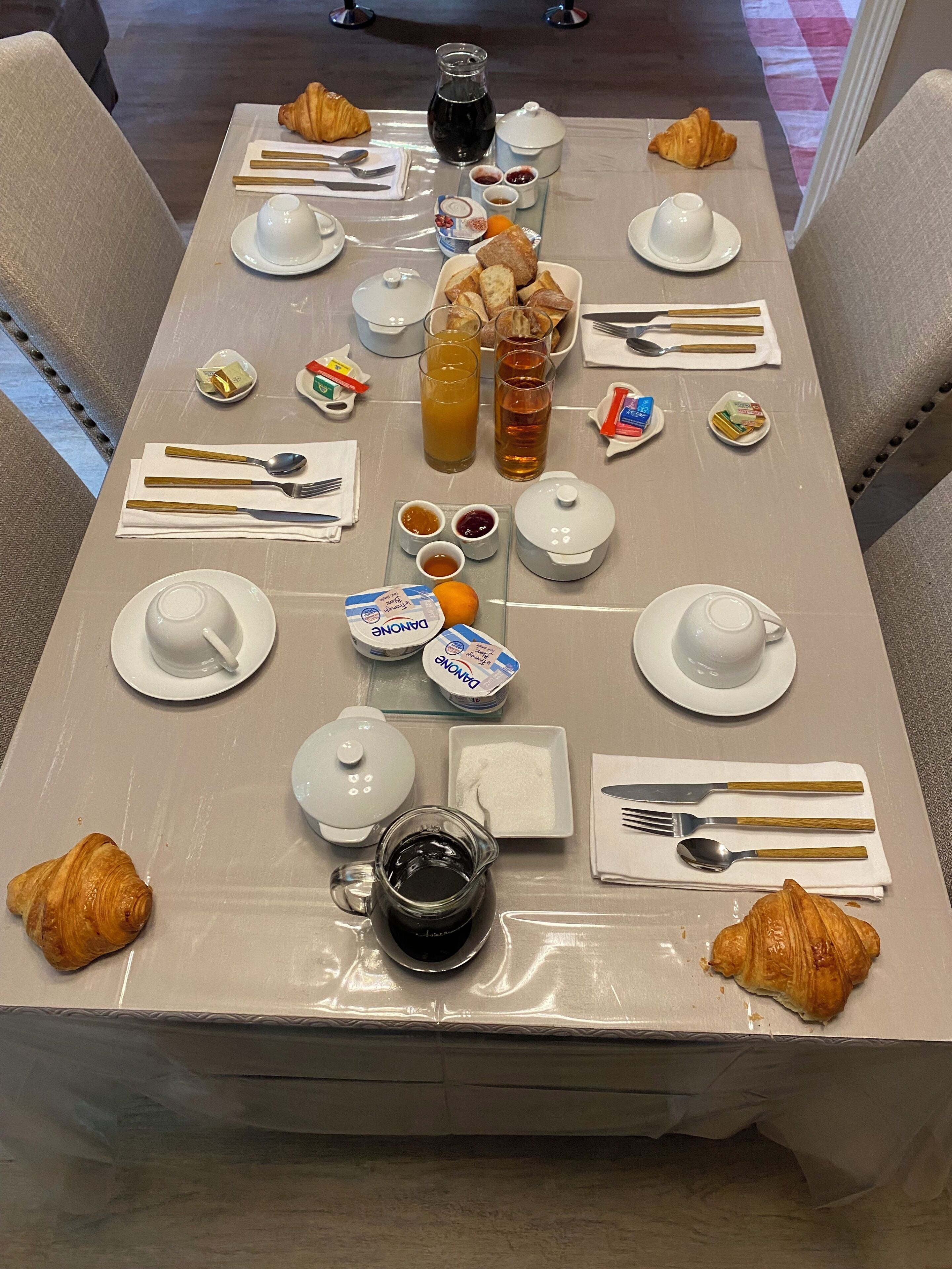 Petit déjeuner continental compris tous les jours