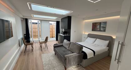 Harrow Boutique Suites and Rooms
