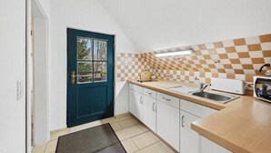 Private kitchen - Pure relaxation: Cozy vacation apartment for rent on the island of Rügen (Lancken-Granitz)