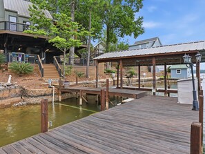 Property grounds - The Tree House on Lake Martin (Tallapoosa County)