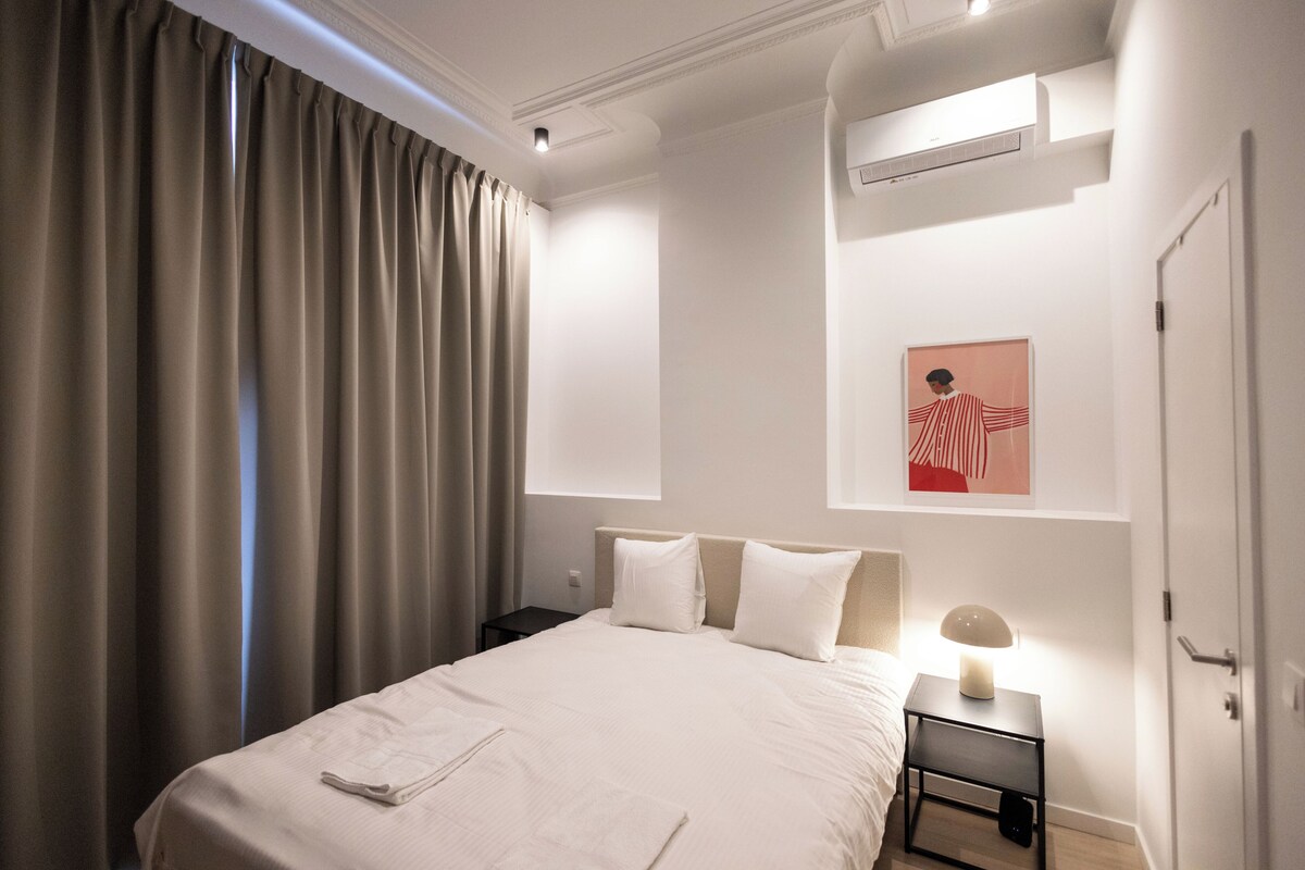 Double Room, Executive Level | Premium bedding, pillowtop beds, desk, blackout drapes