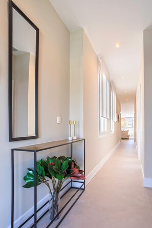 Interior - Exclusive penthouse with private terrace in Granada. San Anton 402 (Granada)