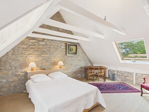Free WiFi - Charming house with garden for 8 (Plobannalec-Lesconil)