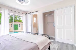 Iron/ironing board, Internet, bed sheets - NEW 15%OFF! Luxury home with Pool Near Airport (West Palm Beach)