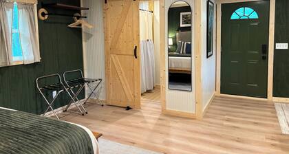 Waterfront Cabin in Hilliard, FL