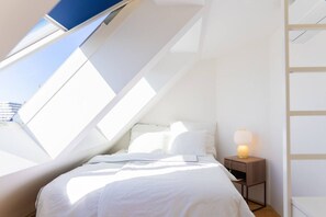 熨斗/熨衫板、可攜式嬰兒床、Wi-Fi、床單