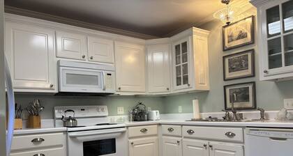 Charming 2-bedroom apartment close to downtown Cullman