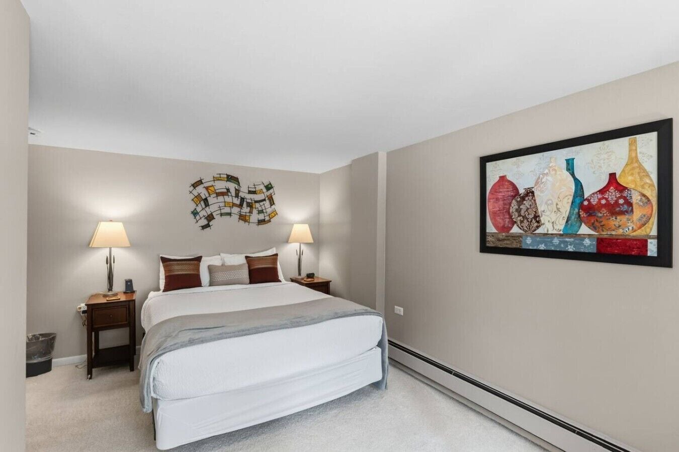 3 Schlafzimmer, Schreibtisch, Bügeleisen/Bügelbrett, WLAN