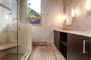 Hair dryer - Creekside Retreat with Private Hot Tub (Vail)