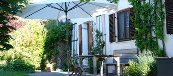 Quiet, well-kept **** holiday apartment, ground floor with terrace & garden, centrally located in Murnau