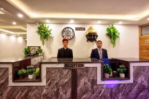 Lobby - MRPS Eco Eden Resort And Spa Manali (Manali)