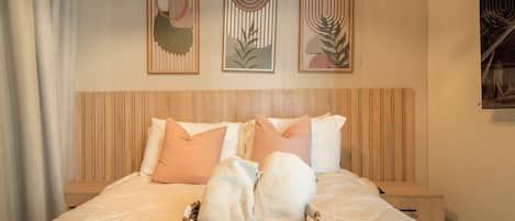 Bed,Bedroom