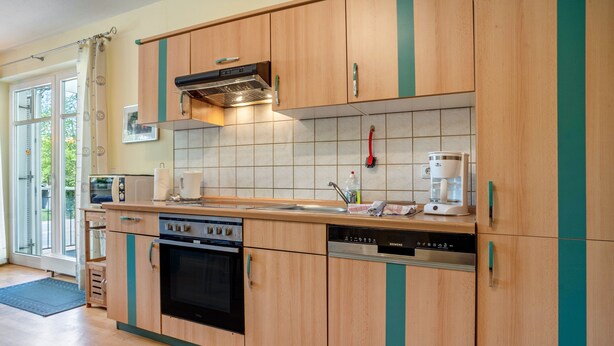 Private kitchen - Pelikan Apartment for 4 Guests (45 m²) in Breege-Juliusruh Seaside Resort (Breege)
