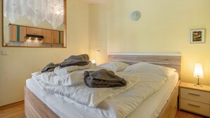 Room - Pelikan Apartment for 4 Guests (45 m²) in Breege-Juliusruh Seaside Resort (Breege)