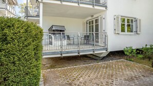 Exterior - Pelikan Apartment for 4 Guests (45 m²) in Breege-Juliusruh Seaside Resort (Breege)