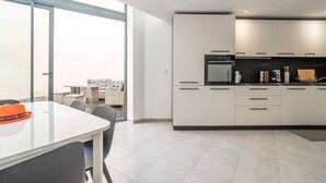 Private kitchen - Holiday Home “Vias” with Private Terrace, Wi-Fi and Air Conditioning (Vias)