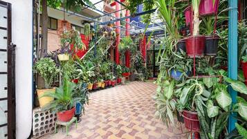 House | Kawasan hartanah
