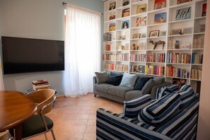 TV, libri