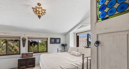 Chateau De Melusine - Ski in / Ski out w/ Hot Tub
