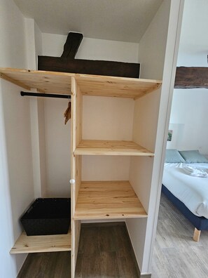 Iron/ironing board, WiFi, bed sheets - Cottage Salomé, Baie de Somme – perfect for groups (Rue)