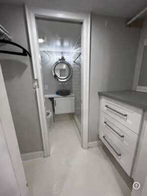 Towels, toilet paper
