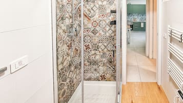 Apartment, 1 Bedroom | Bathroom