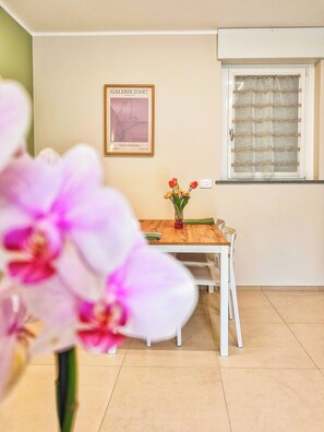 Apartment, 1 Bedroom | Dining - Casa Cavour (Bruzolo)